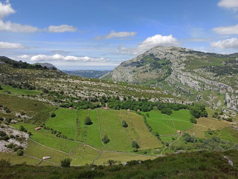 Vila Casa La Enciruela Ramales de la Victoria Exteriér fotografie